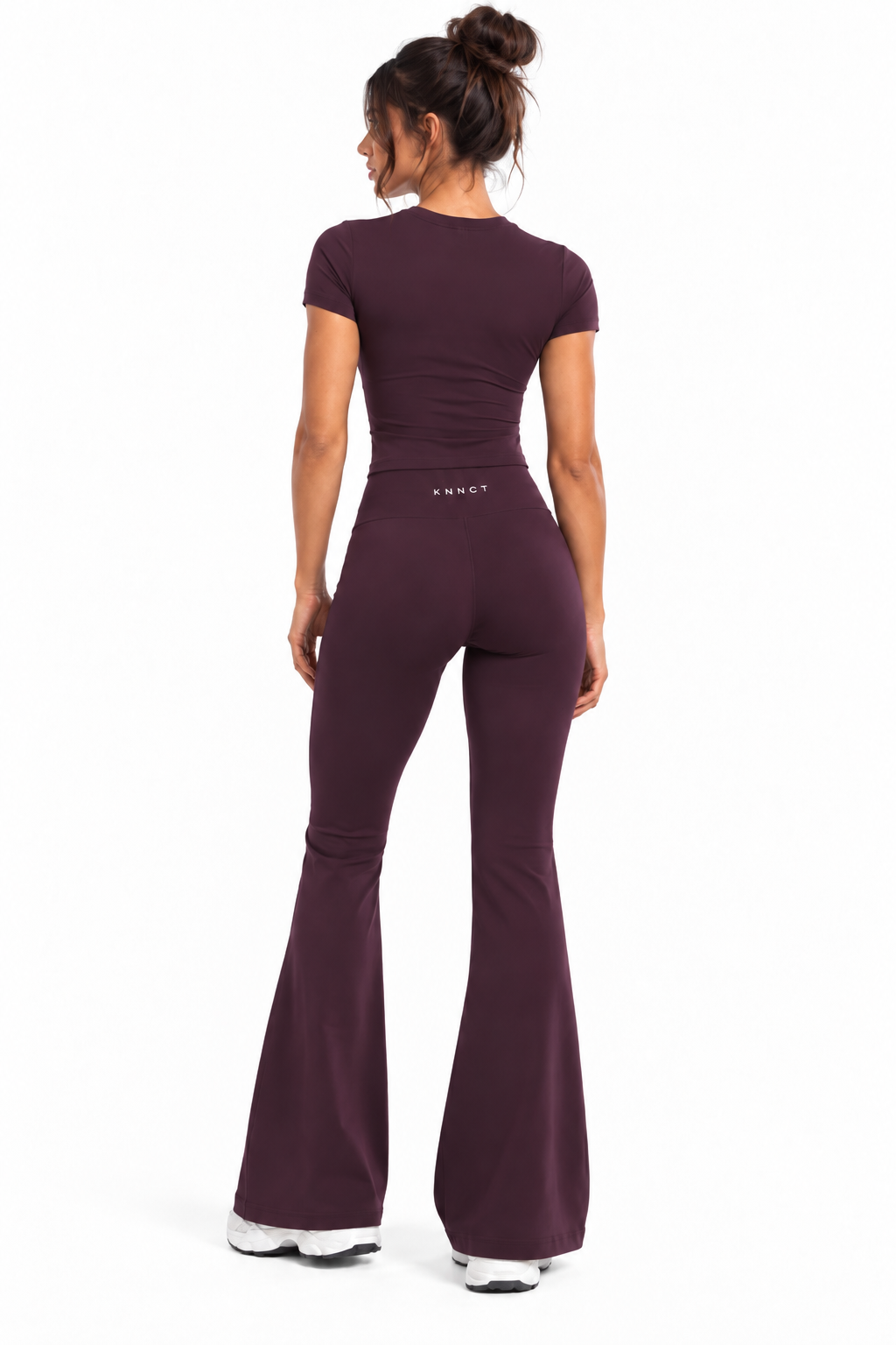 KNNCT Flare Pants Damen – Plum Edition